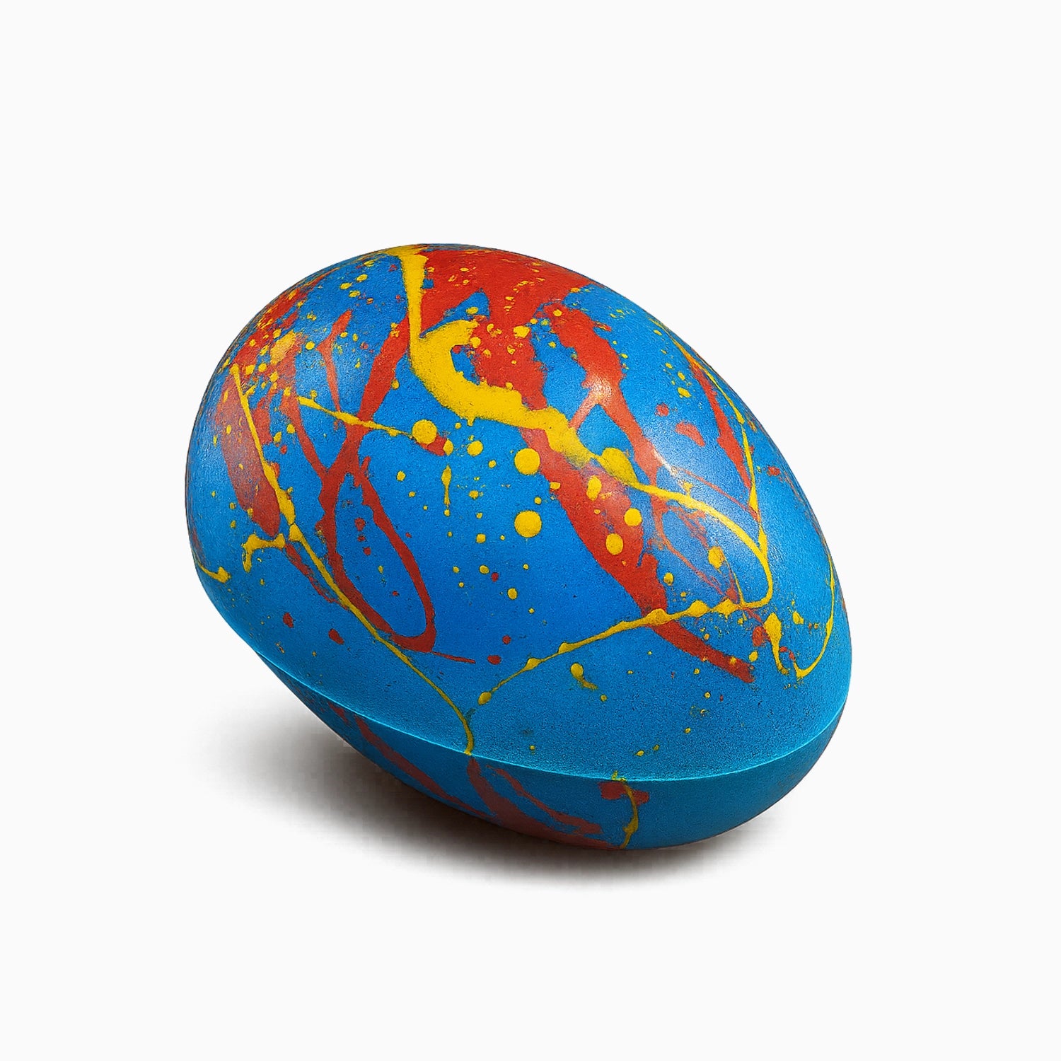 Gevuld paasei met eitjes